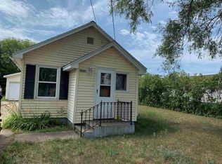 5709 Main St, Wells, MI 49894