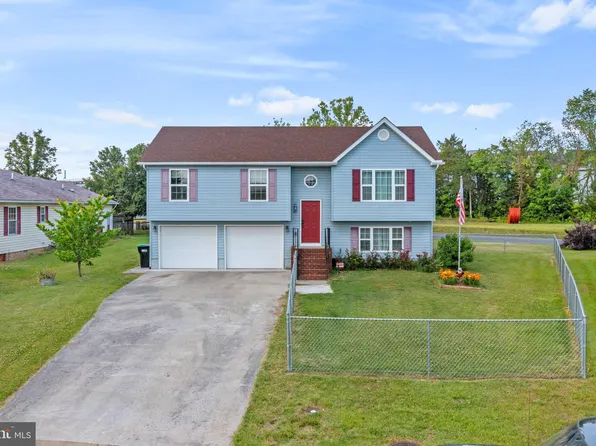 927 Dutchess Cir, Strasburg, VA 22657