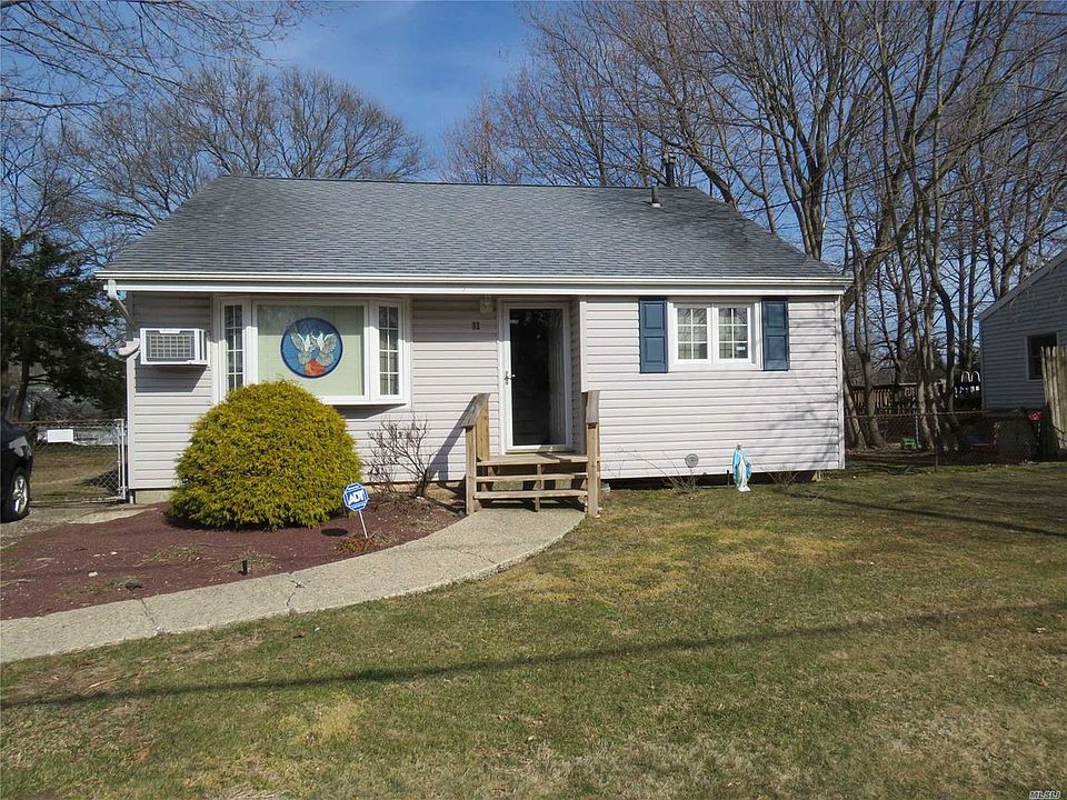 1st image of 32 Ontario St