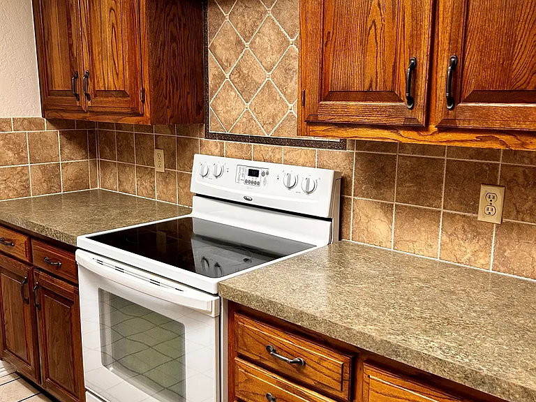 11902 Shady Trail Ln — Photo 5