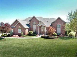 1008 Patrisa Dr, Export, PA 15632