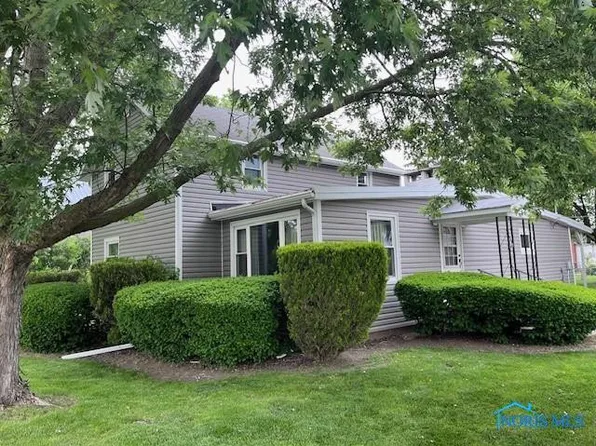 303 S Harrison St, Sherwood, OH 43556