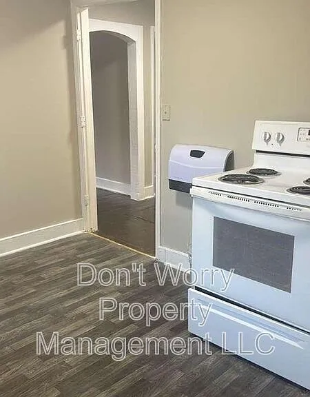 404 Carroll St — Photo 2