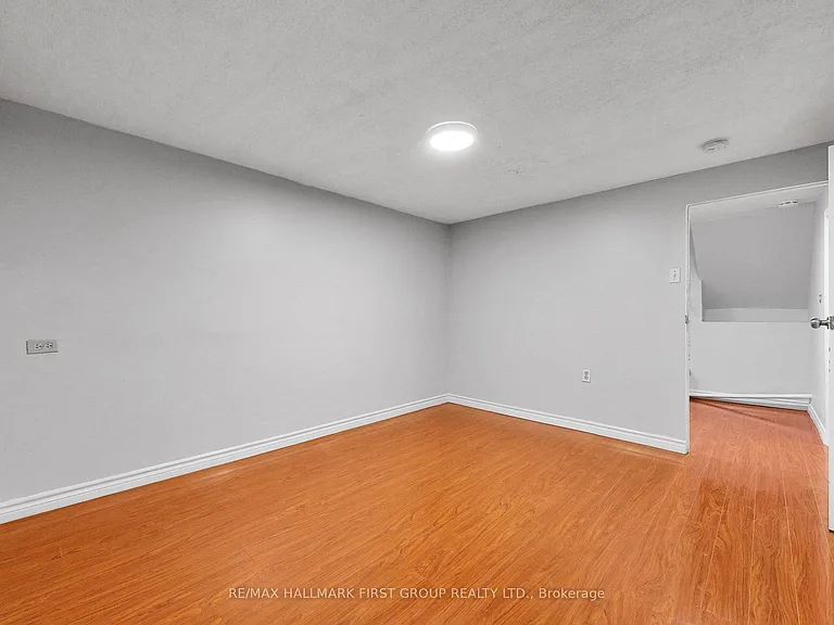 33 Robbinstone Dr #BASEMENT — Photo 23