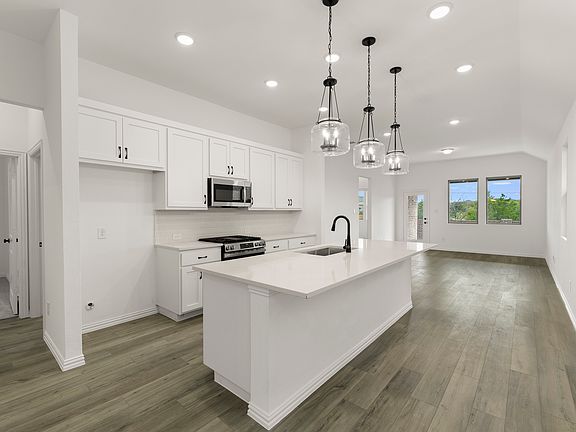 Devonshire - Bell Interior Image 3