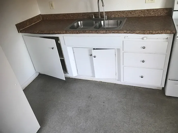 2299 Grove Ave #1 — Photo 7