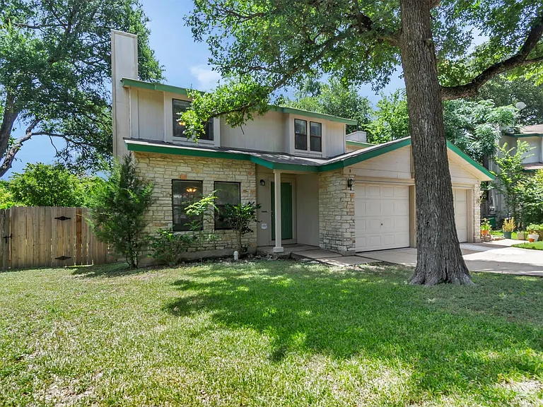 7802 Topawa Cv #B — Photo 3
