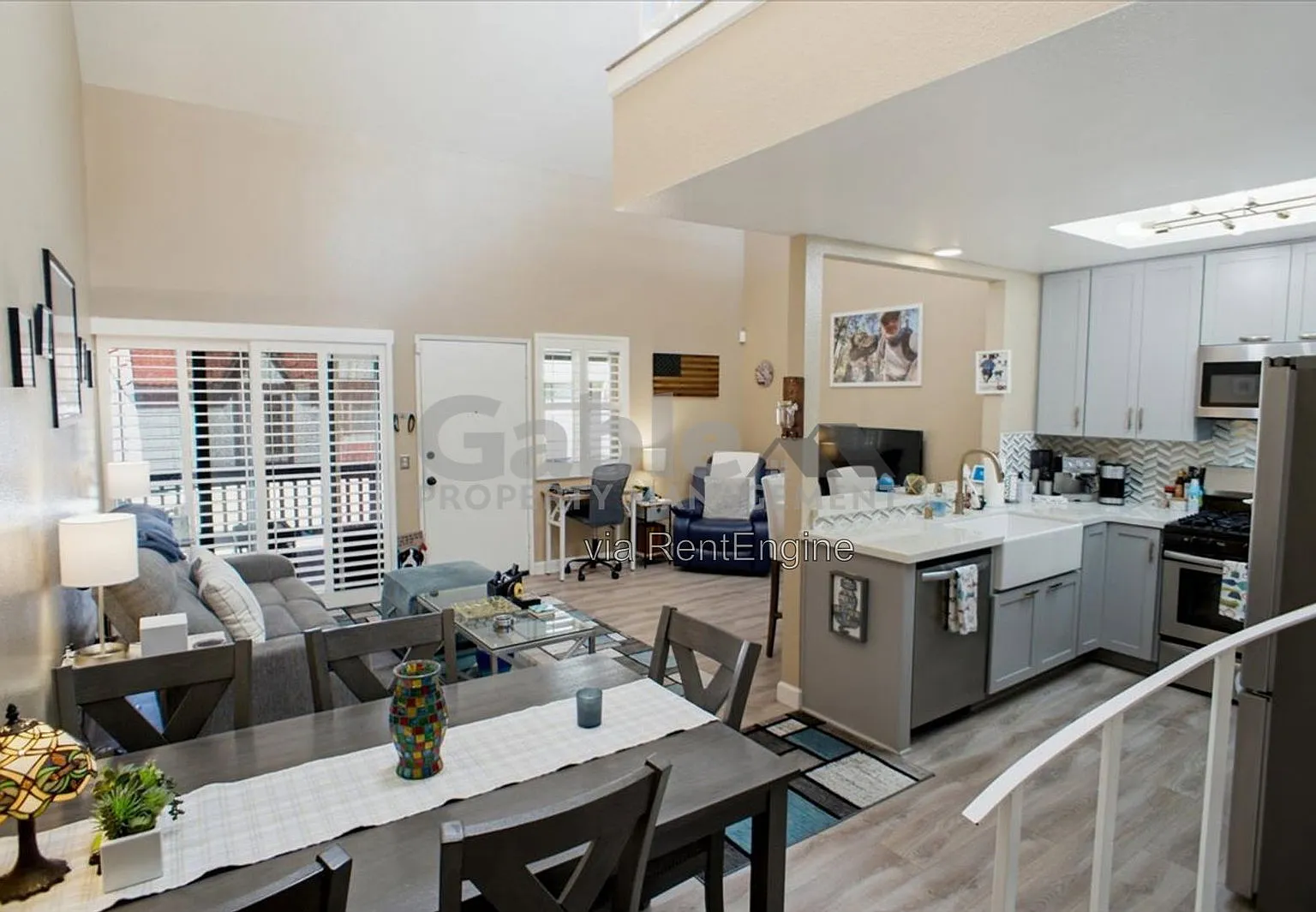 1 bed, 1.0 bath, 809 sqft, $2,349 — Photo 4