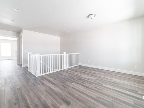 5th image of 10164 S 3540 W #434