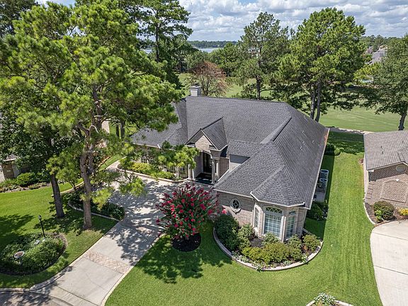2nd image of 4 Bentwood Dr