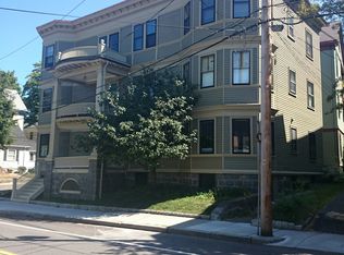 162 Walnut St #1, Brookline, MA 02445