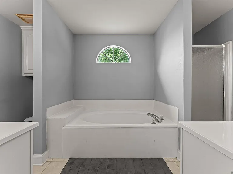 18606 Perkins Oak Rd — Photo 13