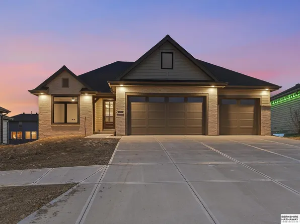 2204 N 182nd Ave, Elkhorn, NE 68022