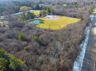 26575 W Apple Tree Ln, Barrington, IL 60010