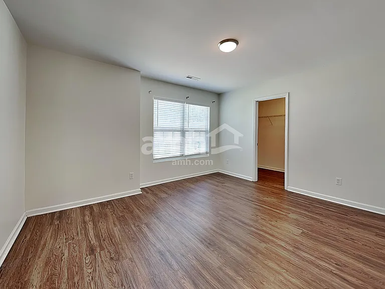 271 Cameron St — Photo 15
