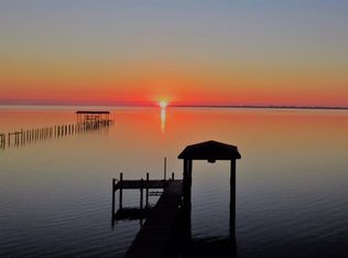 309 Country Club Rd, Shalimar, FL 32579