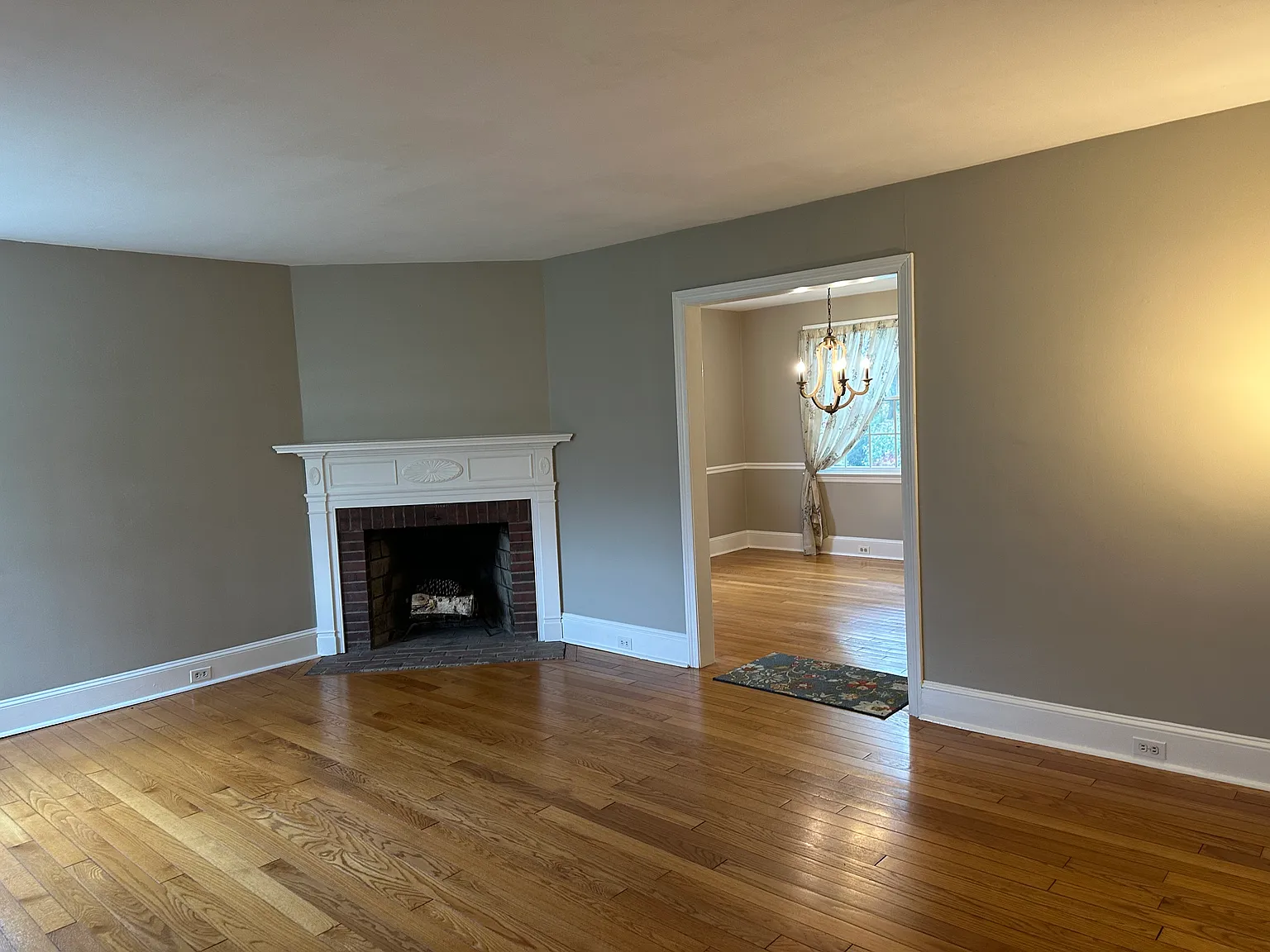 709 Goshen Rd — Photo 4