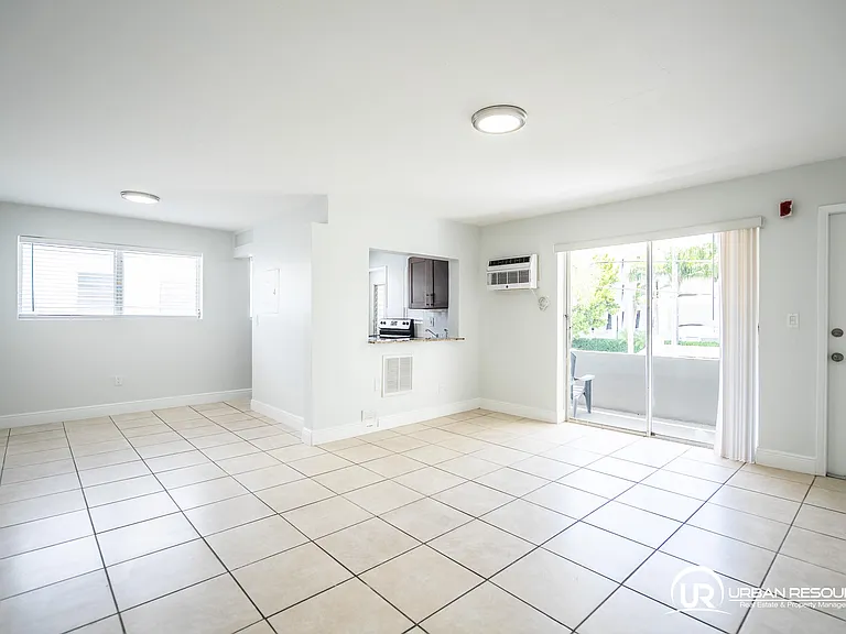7931 East Dr #201 — Photo 8