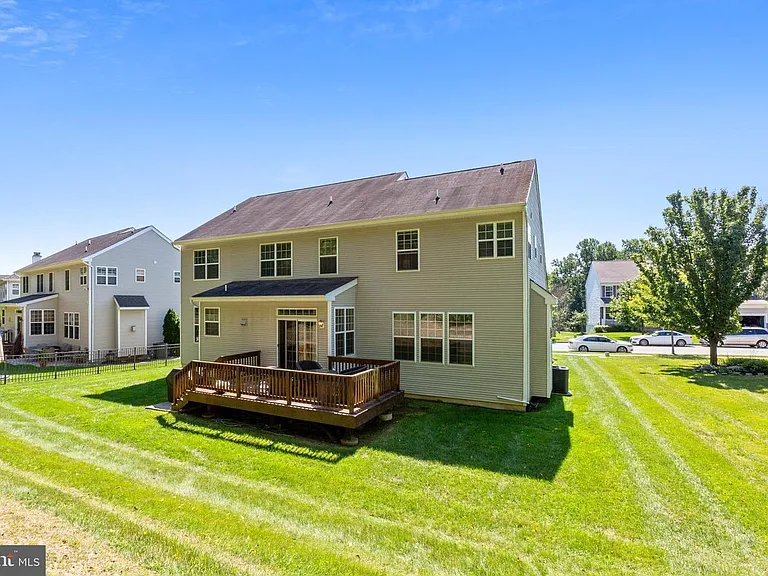 618 Sunderland Ave — Photo 29