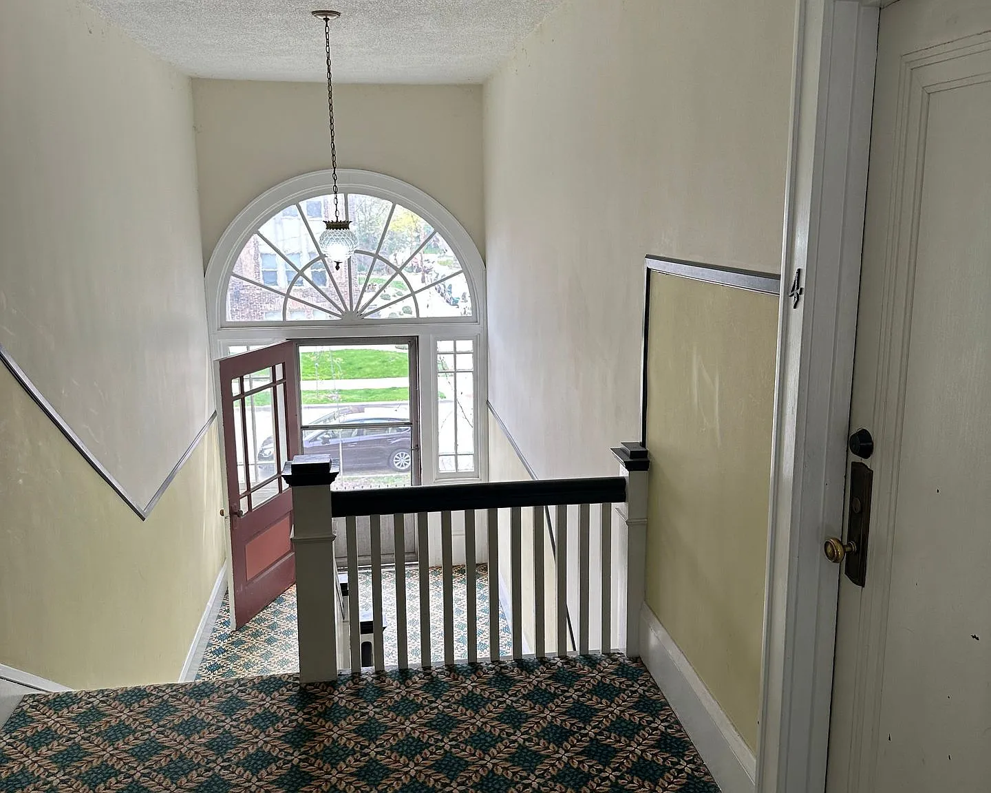 2816 Xerxes Ave S — Photo 2