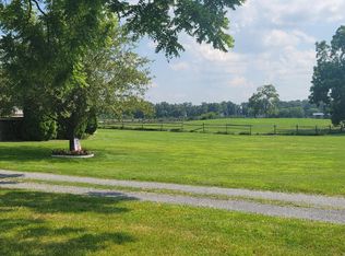 477 Fishpaw Rd, Berryville, VA 22611