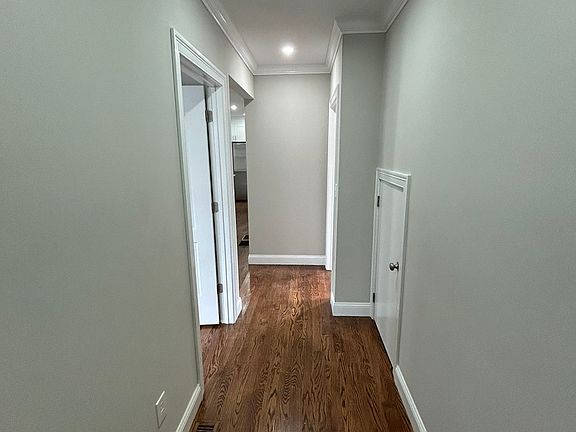 3rd image of 823 Capitol Ave #1