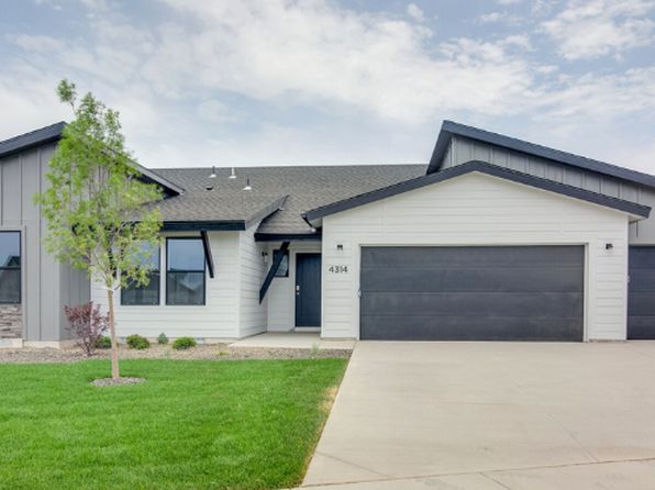 4082 E White Plains St, Nampa, ID 83686