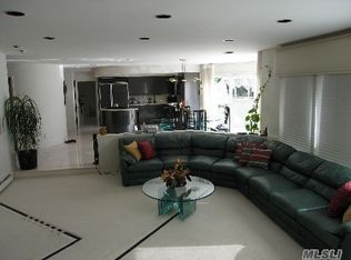 340 Willis Ave, Muttontown, NY 11791