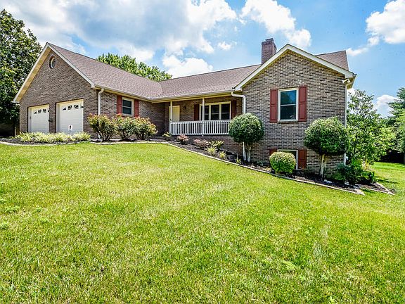 4th image of 10610 Eagle Glen Dr