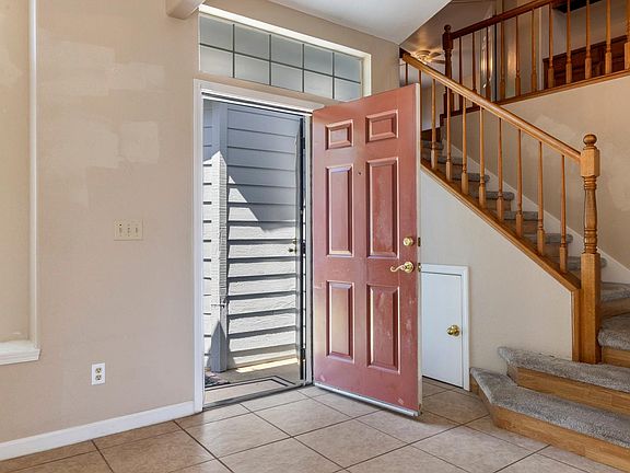 5th image of 748 Codington Way