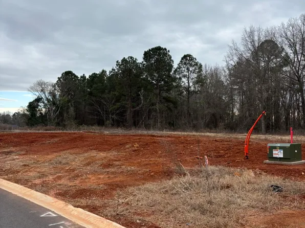 1250 Willcroft Dr, Sumter, SC 29154