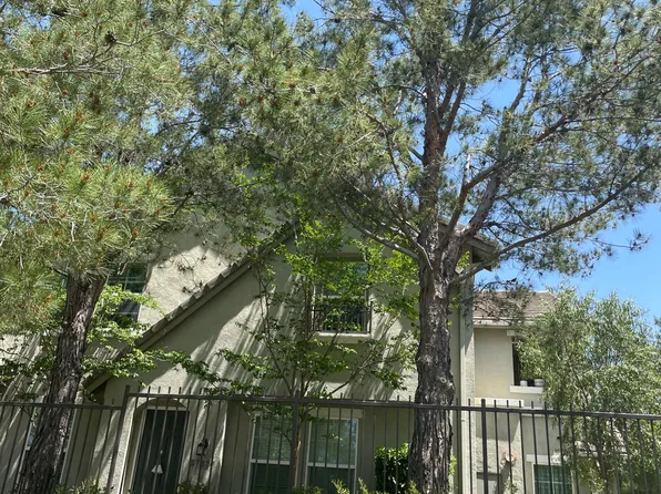 27237 Riverview Ln, Santa Clarita, CA 91354