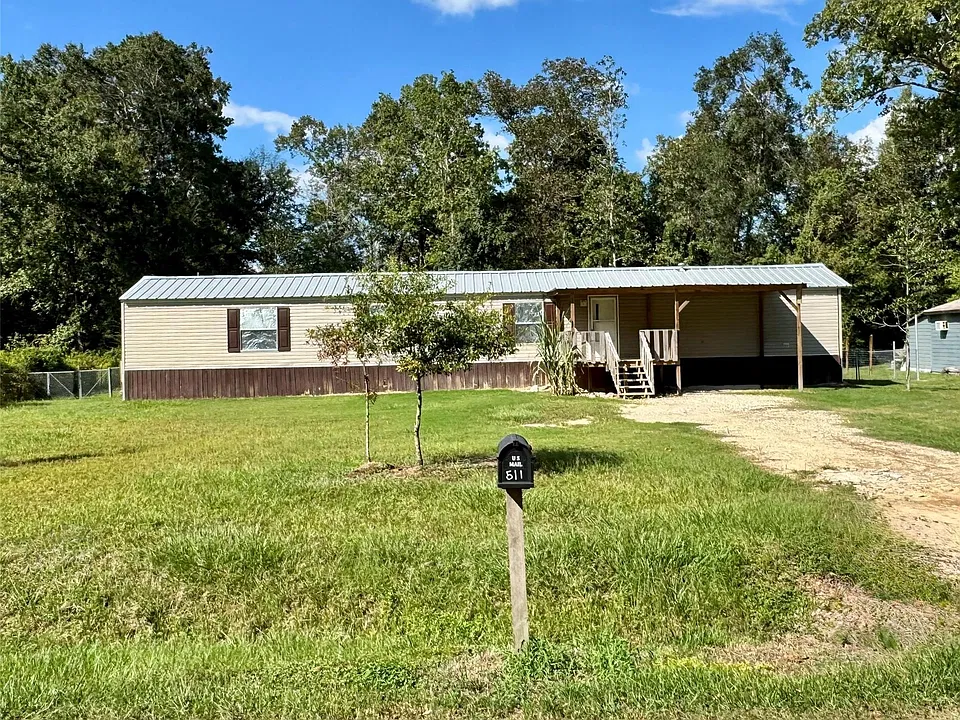 511 County Road 2218