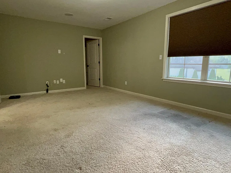 1229 Grainfield Cv — Photo 21