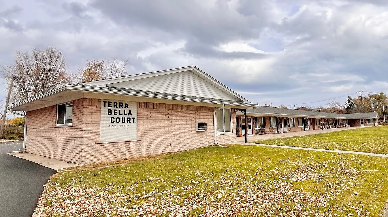 Terra Bella — Photo 1