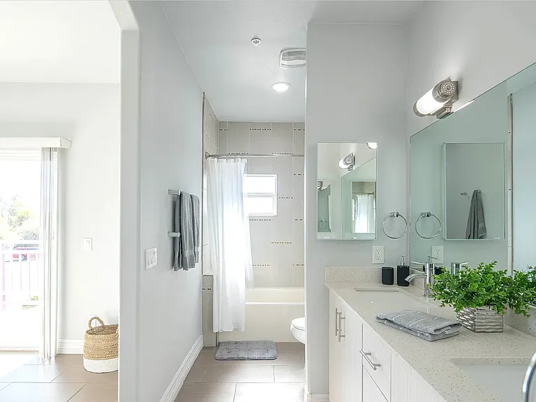 15350 N 29th St #117 — Photo 14