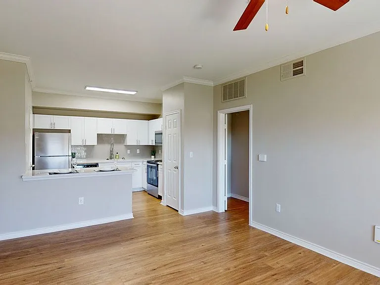 The Landing at Mansfield Apartments — Photo 11