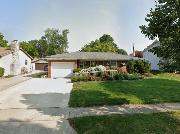 1242 Kildale Sq S, Columbus, OH 43229