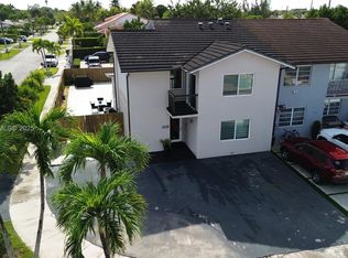 9404 SW 8th Ter, Miami, FL 33174