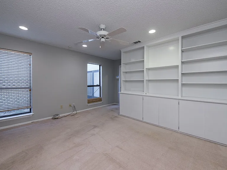5128 Ledgestone Dr — Photo 13