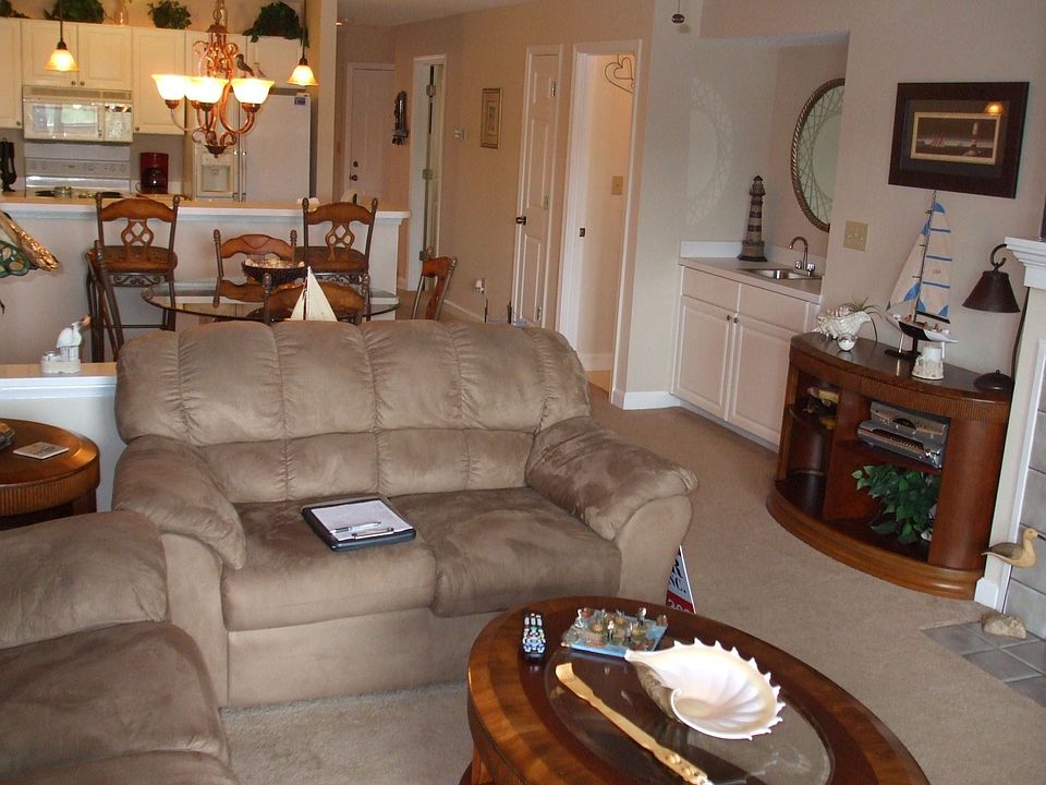 living area 2