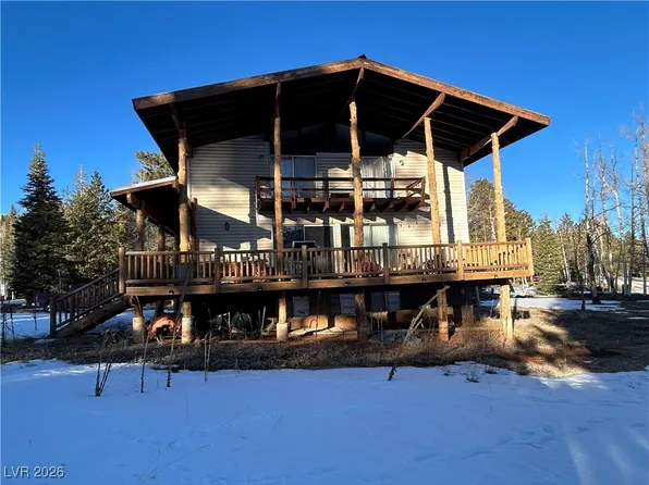 1330 W Strawberry Point Rd, Duck Creek Village, UT 84762