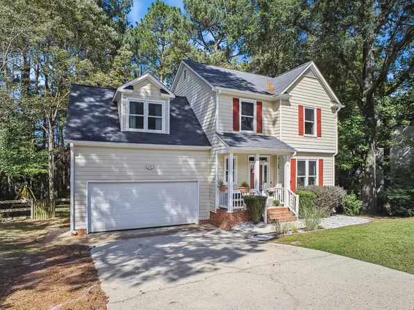5 Chestnut Bluffs Ln, Durham, NC 27713