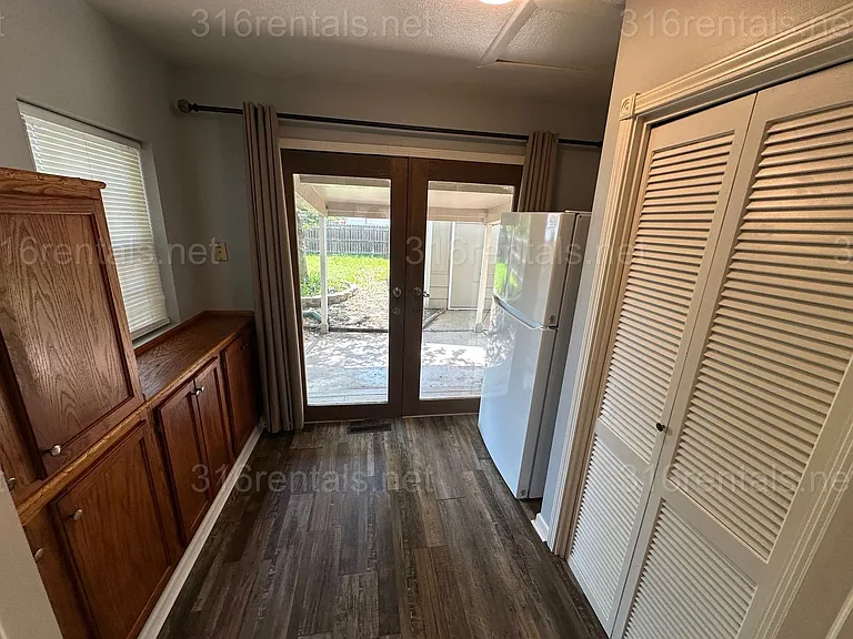 1748 S Meridian Ave — Photo 8