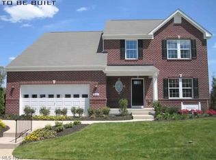 112SL Hazelwood Dr, North Ridgeville, OH 44039