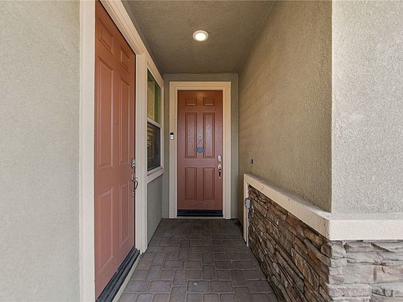 5th image of 23057 Seattle Ridge Rd