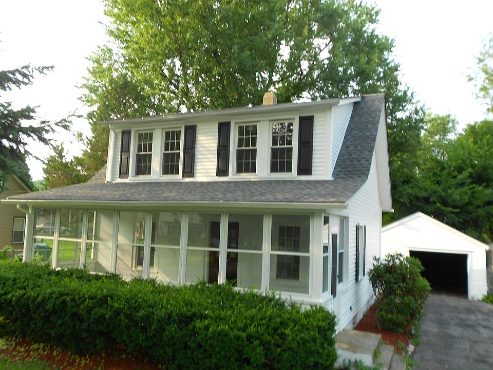 1st image of 113 Cornell Ave