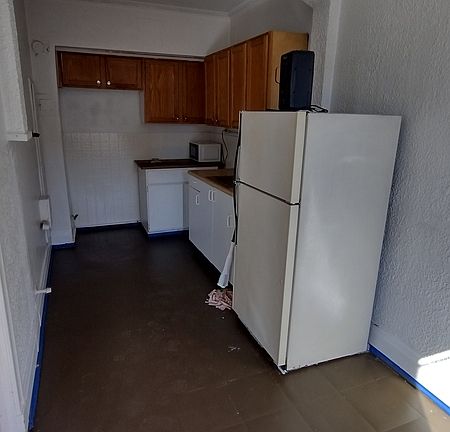3rd image of 403 N 4th St #13