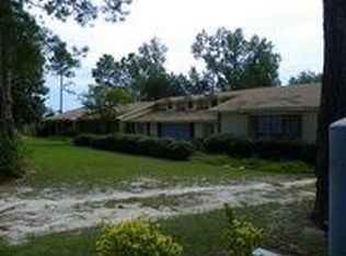 349 Johnson Lake Rd, Alma, GA 31510