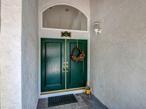 3rd image of 5487 Coral Reef Ave